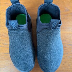 NEW w/o box WOMENS OOFOS OOMEGA LONDONER BOOT sz 5